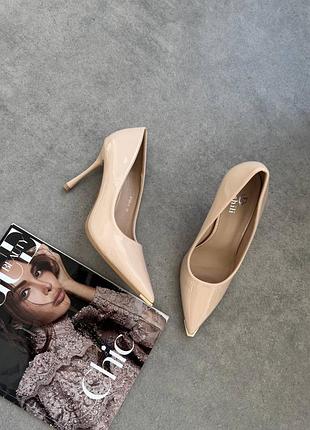 Туфлі лодочки