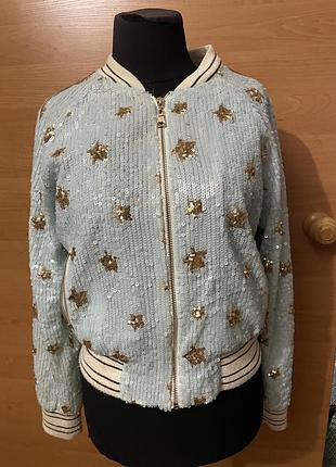 Кофтинка в паетку.