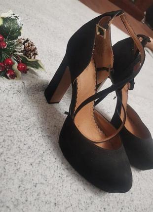 Туфли h&m 37р.