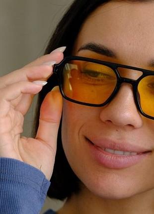 Окуляри іміджеві з футляром