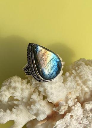 Лабрадор натуральний кільце крапля з каменем лабрадор каблучка з лабрадору 16,75 розмір в сріблі . індія