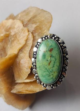 Кільце хризопраз овал в сріблі. перстень з натуральним хризопразом. розмір 17. індія.