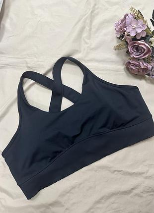 Спортивний топ