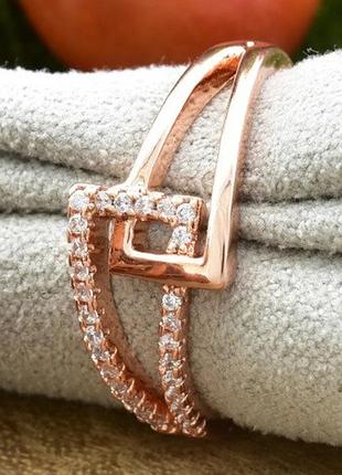 Кільце xuping 14207 розмір 18, позолота рв, ширина 9мм, вага 1,7 м, білі фіаніти