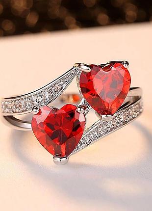 Срібляста каблучка з червоним каменем у вигляді серця розмір 17 18