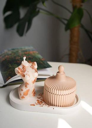 Свеча sky с фигурной крышкой и venus из соевого воска и аромамаслами на подставке ручной работы fresh & amber