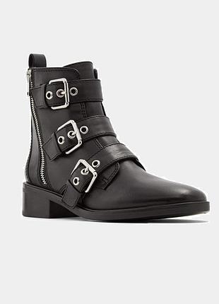 Кожаные ботинки с ремешками