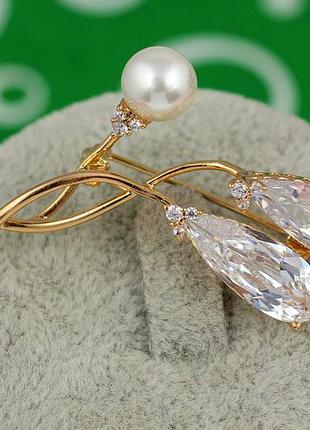 Брошка xuping jewelry гілочка з двома каменями і перлами золотиста