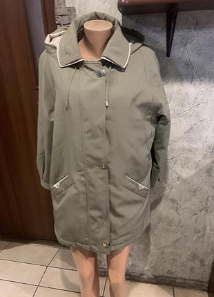 Куртка женская осеняя 54