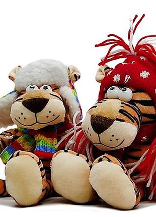 Мягкая игрушка тигр в шапочке c45842\c45848