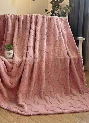 Плед евро пушистый koloco "маленькие шестиугольники" 200 х 230 см (40010) розовый