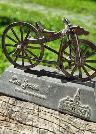 Колекційна ​​мініатюрна модель велосипеда кіркпатріка макміллана