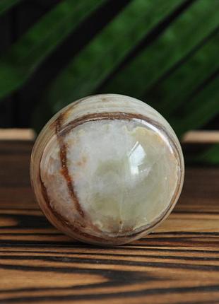 Фигурка шар из камня оникс, 5 см (цвет, как на фото)