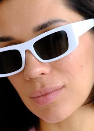 Окулярі жіночі сонцезахисні з футляром