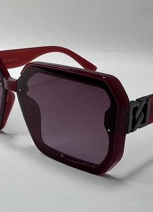 Очки солнцезащитные женские квадратные с поляризационными линзами в пластиковой оправе бордовый