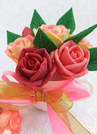 Шоколадний подарунковий набір букет квіти в чашці подарунок жінці дівчині на день народження фігурки з шоколаду