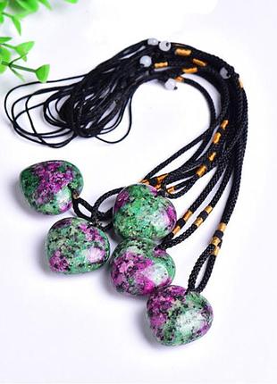 Подвеска-кулон на шнурке сердце циозит с рубином (аниолит), кулон-талисман с камнем