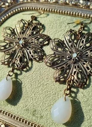 Роскошные винтажные серьги.