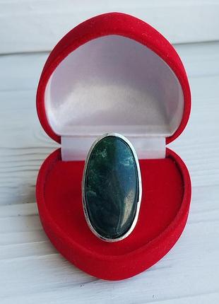 Нефрит кільце овал із натуральним нефритом 18 розмір у серебрі. індія!