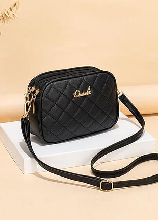 Маленька жіноча сумка месенджер із плечовим ремінцем чорна