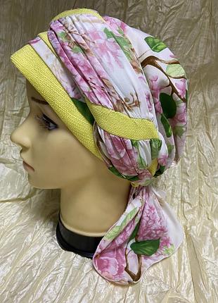 Летняя бандана-шапка-косынка-тюрбан-чалма с объёмной драпировкой розовый с жёлтой окантовкой