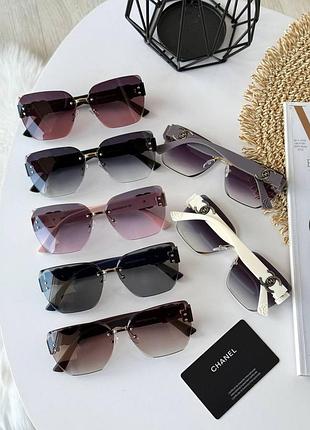 Окуляри сонцезахисні жіночі,підійде на середнє і крупне обличчя