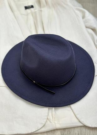 Стильная фетровая шляпа федора с тонким ремешком темно-синий 56-58р (1934)