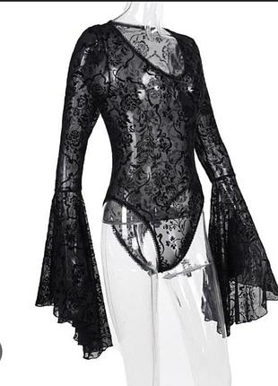 Готичне мереживне боді з широким рукавом
