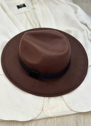 Стильная фетровая шляпа федора с лентой коричневый 56-58р (834)