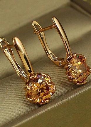 Серьги xuping jewelry величавая простота с камнем шампанское 2.3 см золотистые