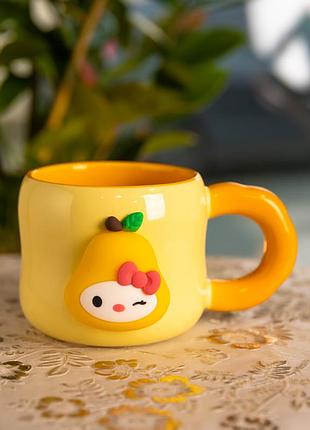 Фарфоровая чашка sanrio 400 мл с магнитным съемным декором, бежевая в подарочной коробке