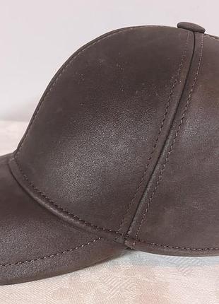 Бейсболка чёрная из натуральной кожи 56-58 коричневый матовый 60-62