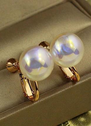Серьги клипсы xuping jewelry шарики белый перламутр 1,6 см золотистые