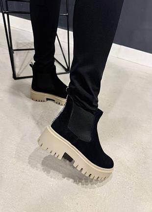 Черевики santa натуральна замша на бежевій підошві