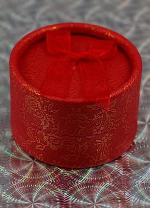 Подарункова коробочка кругла червона з малюнком для сережок або кільця р 5.5 см висота 5.5 см