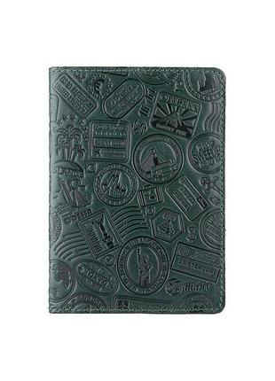Красивая зеленая обложка для паспорта с художественным тиснением"let's go travel"