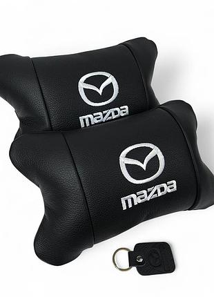 Набір шкіряних подушок mazda з вишивкою логотипу + подарунок – шкіряний брелок
