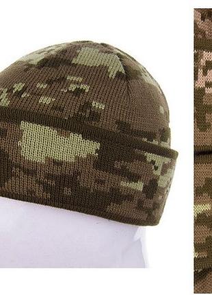 Вязаная мужская шапка зима осень с отворотом камуфляж хаки пиксель