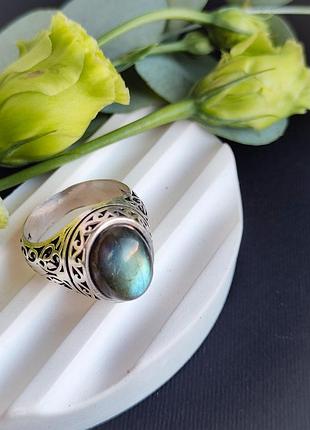 Кільце з натуральним каменем лабрадор. перстень овал в сріблі. 25 розмір. індія