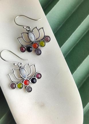 Сережки "лотос" 7 чакр. амулети 7 чакр. кульчики з 7 чакр. сережки з натуральними каменями. індія.