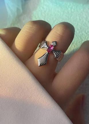 Срібляста каблучка з камінцем у вигляді хреста, розмір реголюється