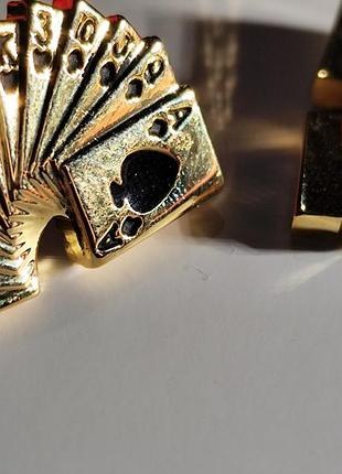 Брошь брошка значок пин золотистый металл игральные карты пика туз колода