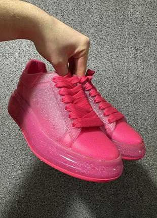 Нові кросівки alexander mcqueen