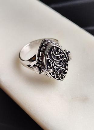 Кільце з секретом. перстень з секретом. індійське срібло. розмір 18,5. індія.
