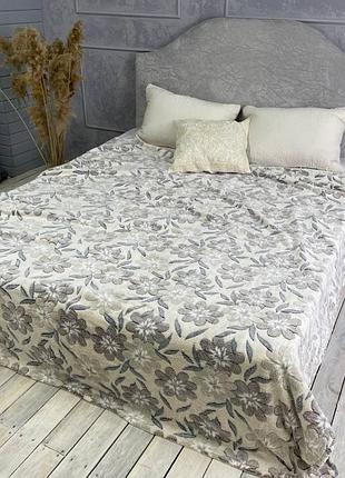 Плед двуспальный кoloco "стрижка" 180 х 220 см (41657) серые цветы с листочками на бежевом