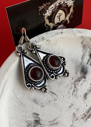Сережки з каменем гранат коло натуральний сережки з гранатом кульчики гранатові в сріблі. індія.