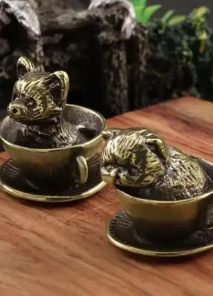 Фігурка статуетка латунна метал латунь чашка кухоль кот котик або ведмедик