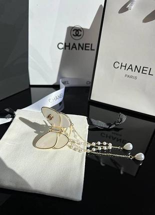 Изысканный белый брендовый крабик бабочка золотой с цепями, очень красивый! люкс качество