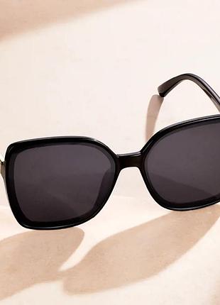 Солнцезащитные очки в оверсайз-оправе norrsken