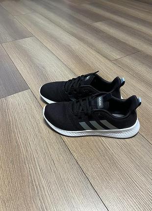 Кросівки від adidas